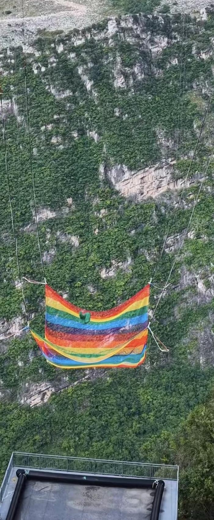 img, 工作人员告 img, 工作人员告