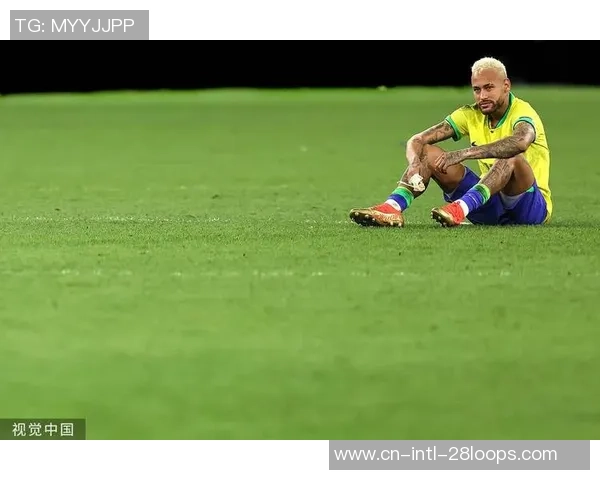 戏剧性拉满，内马尔自八月初后初次破门随后又送出一粒点球